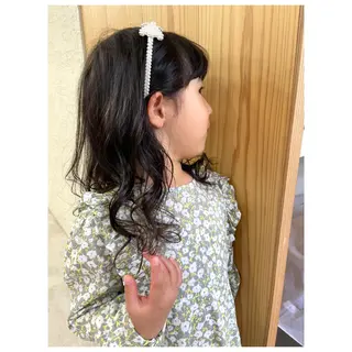 キッズ くるくるパーマ aikoのヘアスタイル