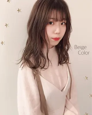 ミディアム カラー 市川 千夏のヘアスタイル
