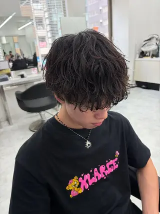 ミディアム パーマ メンズ メンズパーマ特化 TAIGAのヘアスタイル