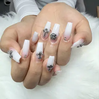 ネイル 🎀nana🫧 ワンホンネイル🎀のネイルデザイン
