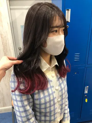 カラー white.梅田 デザインカラー🦄のヘアスタイル