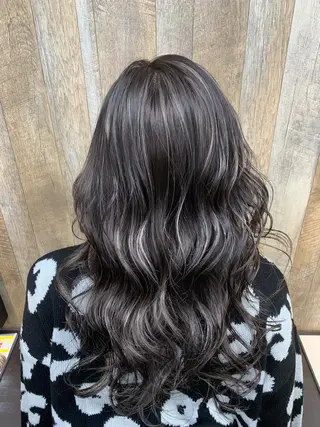 ロング カラー 渡辺 勇大のヘアスタイル