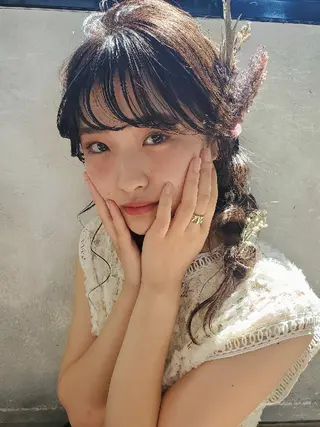 セミロング ヘアアレンジ 仁科 美乃里のヘアスタイル