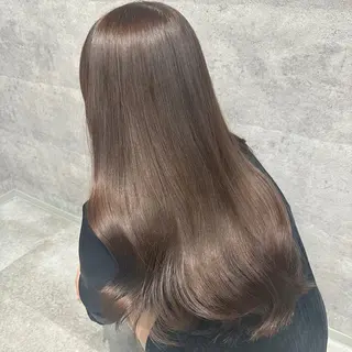 ロング カラー 🪄🫧ハイトーン/ 乙津茜🐰L'wisのヘアスタイル
