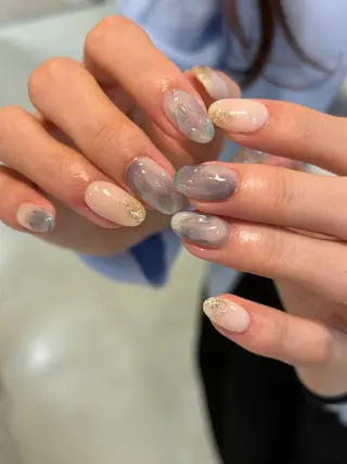 ネイル Salondevi2 isanaのネイルデザイン
