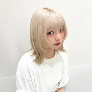 ミディアム カラー 🩵ブリーチカラー MIORI🩵のヘアスタイル