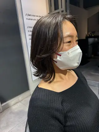 ミディアム カラー 似合う髪型見つけます AYAKAのヘアスタイル