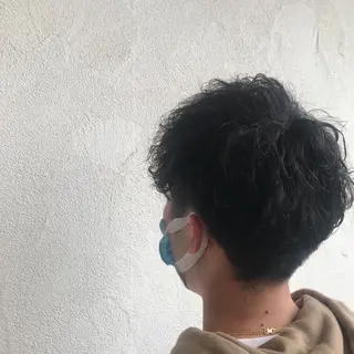 ショート パーマ メンズ 山下 襟華のヘアスタイル
