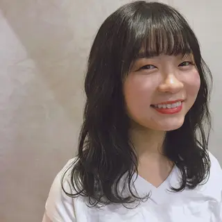 ミディアム 🌕透明感カラー @ENTER大名のヘアスタイル