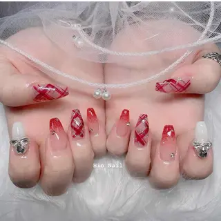 ネイル HIN NAILのネイルデザイン