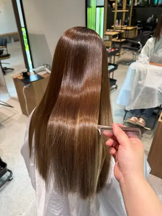ロング カラー mai .のヘアスタイル