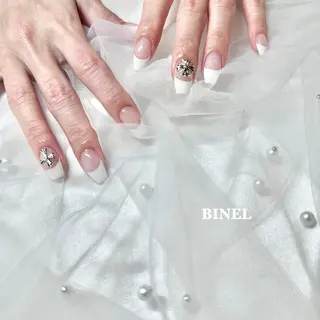 ネイル BINEL REINAのネイルデザイン