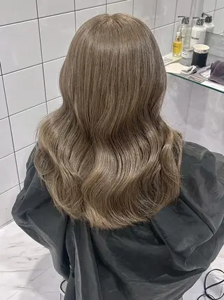 カラー ブリーチしない🌿 赤み消し🪞大通のヘアスタイル