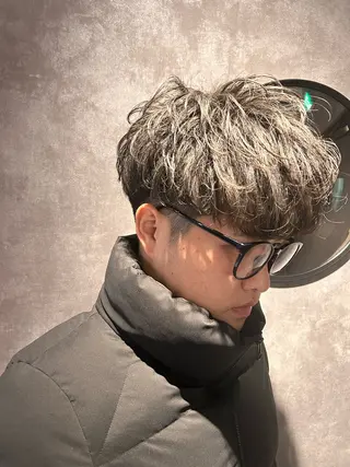 ショート メンズ 上山 新のヘアスタイル