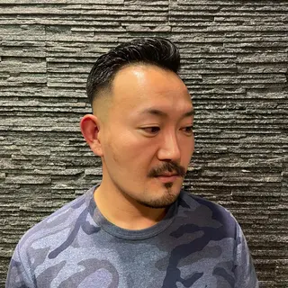 ショート 代表 武田晃英のヘアスタイル