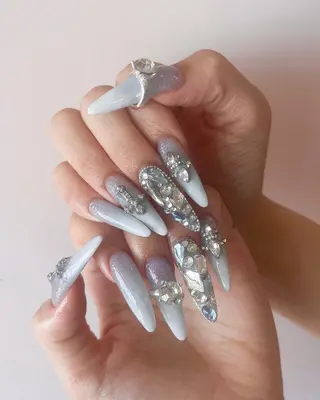 ネイル Nail salon Rhonaのネイルデザイン