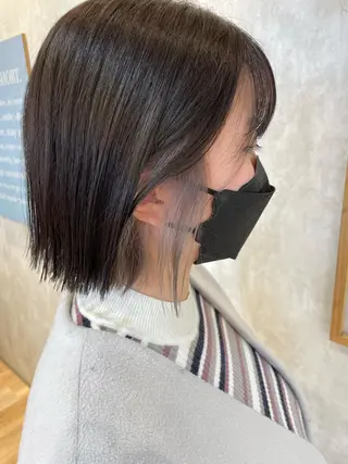 カラー 比嘉 千咲のヘアスタイル