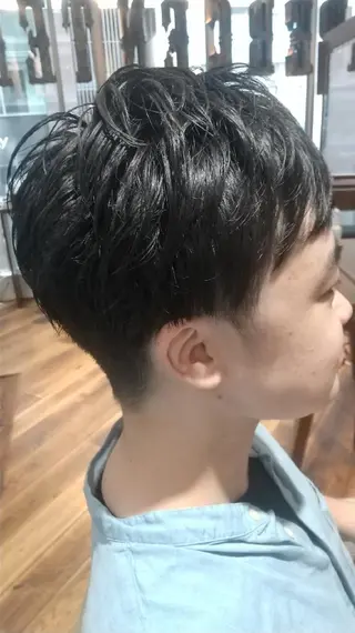 メンズ ✂デザインカット🐟 高評価✂戸崎俊成✂のヘアスタイル