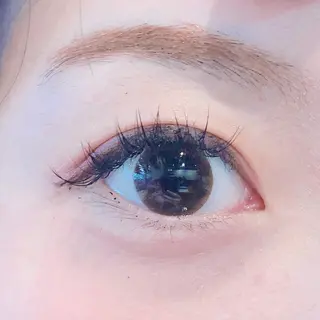 マツエク・マツパ 保子 祐里香のヘアスタイル