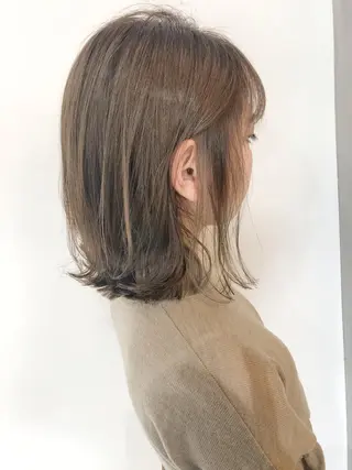 ミディアム カラー ヘアアレンジ ネイル マツエク・マツパ 夜23時まで予約🉑 reverieあきらのヘアスタイル