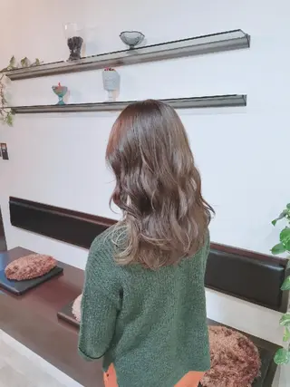 ミディアム ツヤ髪ケアカラー✨ 中谷良成のヘアスタイル