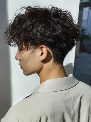 ショート ❤️可愛いハイトーン ならMINATOのヘアスタイル