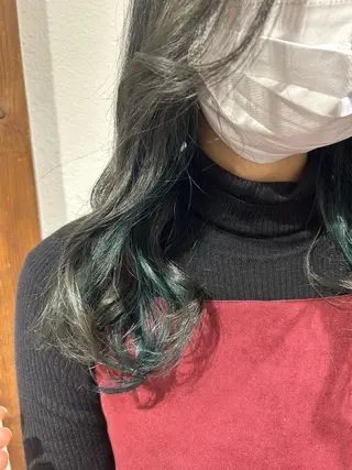 カラー 森 麻衣葉のヘアスタイル