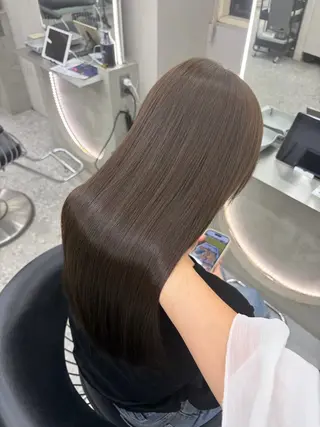 カラー あ い か 🎀 レイヤーカットのヘアスタイル