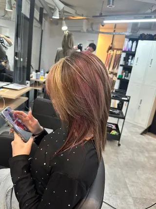 ミディアム カラー 難波ブリーチカラー 伊藤洋輝のヘアスタイル