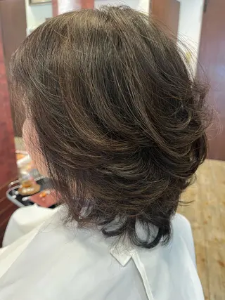 ミディアム カラー 織田 英之のヘアスタイル