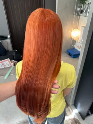 セミロング カラー 天神暖色カラー レイヤー・髪質改善のヘアスタイル