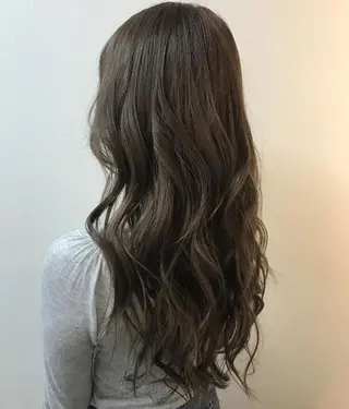 ロング カラー パーマ ヘアアレンジ 大阪レミーエクステ チビ編み込みのヘアスタイル