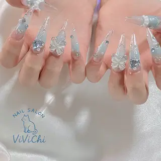 ネイル ViViChi 梨帆のネイルデザイン