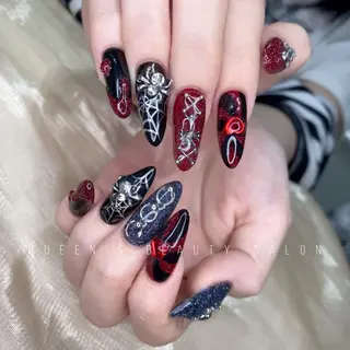ネイル Queens マオのネイルデザイン