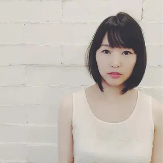 ミディアム 工藤 久美のヘアスタイル