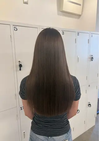 ロング カラー OMURA MINORIのヘアスタイル