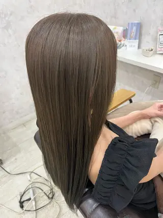 ロング 野澤 朱里のヘアスタイル