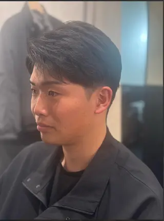 カラー ナカヤマ タケシのヘアスタイル