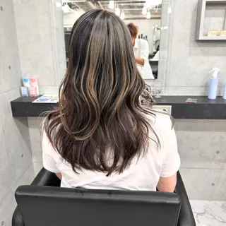 カラー Endearing 銀座/レイヤーカットのヘアスタイル