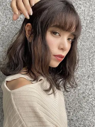 ミディアム AVANCE. 広島本通店のヘアスタイル