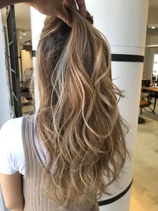 ロング カラー welring hair salonのヘアスタイル