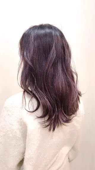 カラー 磧本 祐里恵のヘアスタイル