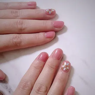 ショート めぐみのネイルサロン スタッフ練習のネイルデザイン