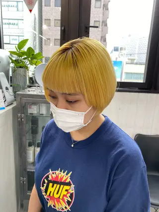 ショート カラー ヘアアレンジ ブリーチダブルカラー 元町三宮/三ノ宮のヘアスタイル