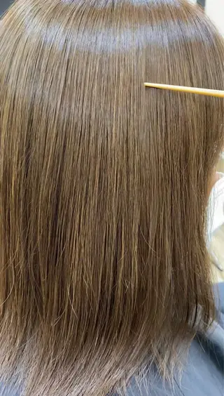 カラー SALOWIN栄 高須大貴のヘアスタイル