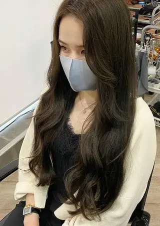 ロング PINQ ピンクのヘアスタイル