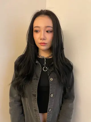 ロング ハイトーンカラー🧺 mahoroのヘアスタイル