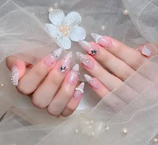 ネイル Lenie Nail Salonのネイルデザイン