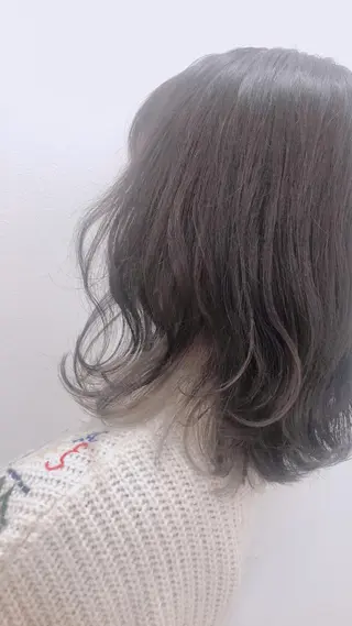 ミディアム 上村 瑞紀のヘアスタイル