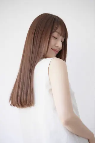 ロング カラー 荒井 春輔のヘアスタイル